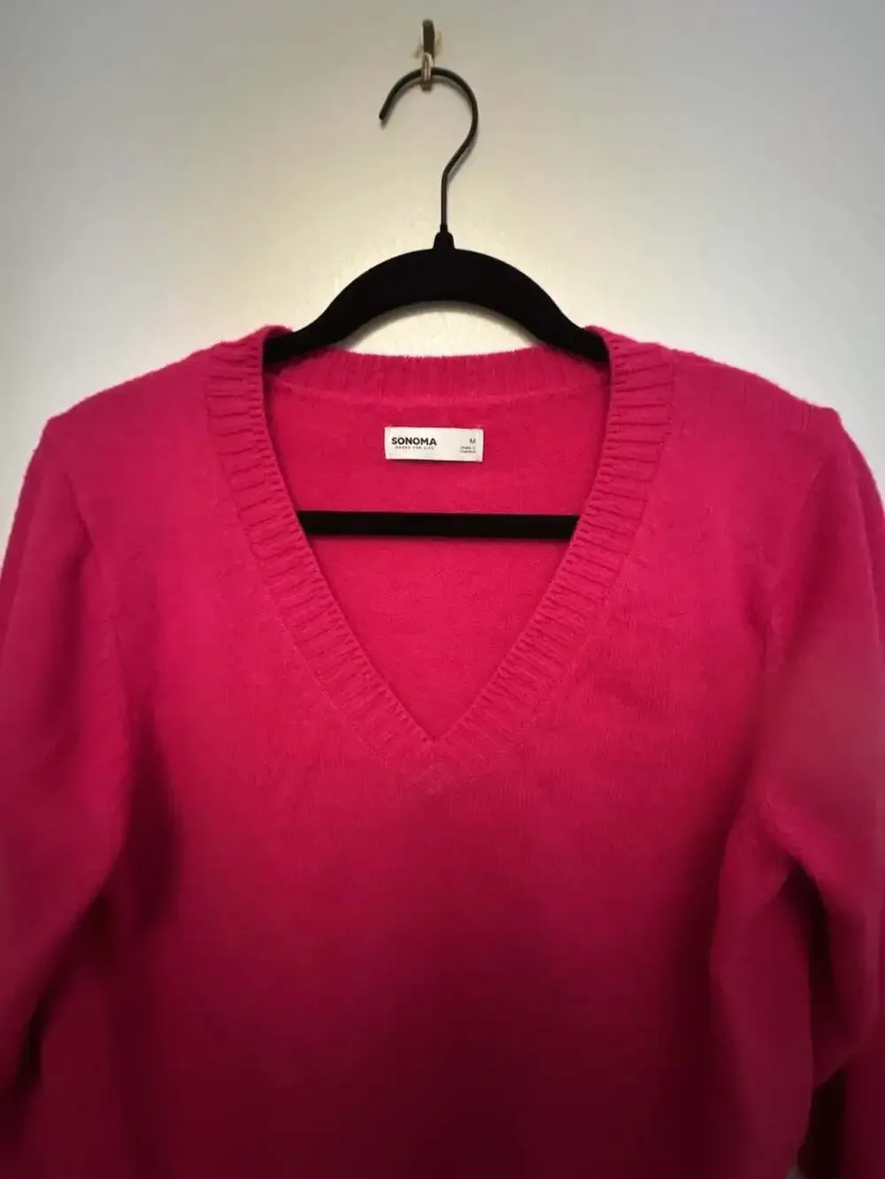 Sonoma Women's Hot Pink V-Neck Long Sleeve Pullover Sweater Size M